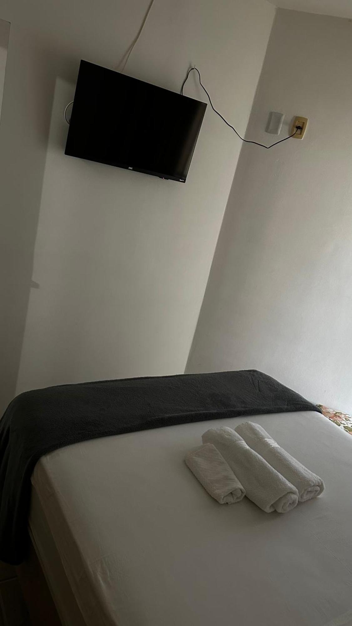 Apartamento Inteiro Frente Ao Mar De Ondina Salvador Esterno foto